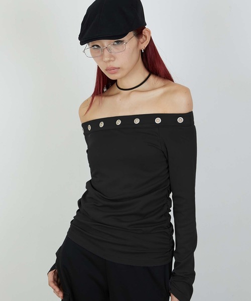 led.tokyo（レッドトウキョウ）の「【led.tokyo】EYELET ONESHOUL/アイレットオフショル（Tシャツ/カットソー・レディース・チャコールグレー/ブラック・FREE）」の4枚目の写真