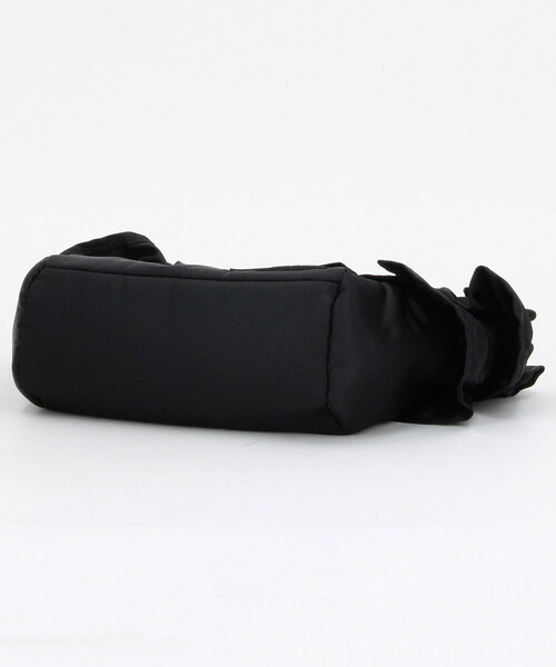 GANNI（ガニー）の「GANNI/ガニー Mini Shopper Ruffle / A7187 / 2WAY フリル ハンドバッグ（マフラー・レディース・ブラック・ONE SIZE）」の4枚目の写真