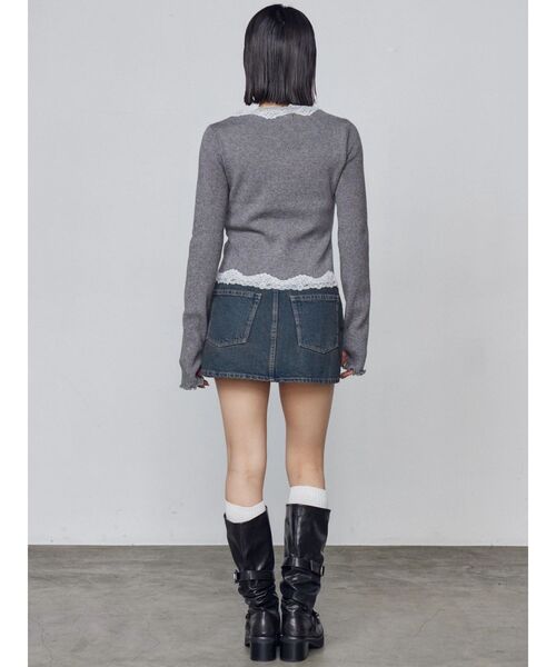 EMODA（エモダ）の「レースエッジフィットリブトップ（ニット/セーター・レディース・ブラック/アイボリー/グレー・FREE）」の22枚目の写真