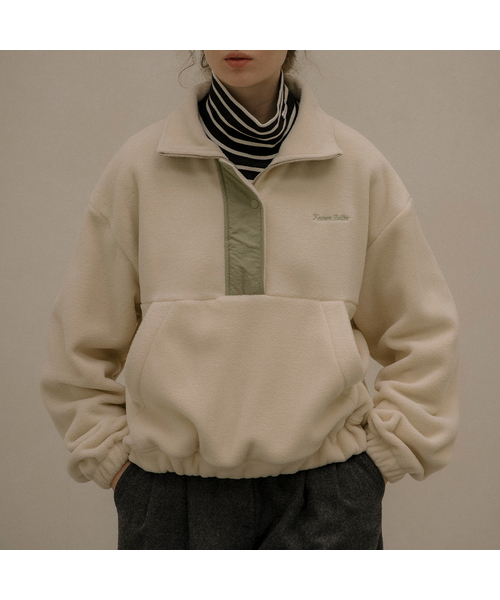 KNOWNBETTER（ノウンベター）の「Coloring high-neck fleece MTM [KNFW05TS04]_[2color]（その他アウター・レディース・チャコールグレー/Cream・FREE）」の2枚目の写真