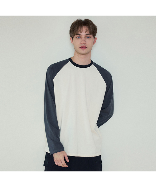 WEDNESDAY OASIS(ウェンズデーオアシス)の「レギュラースティッチスリーブTシャツ_3カラー(W25-TP11)(Tシャツ/カットソー・メンズ・ライトグレー/アイボリー/クリーム・MEDIUM/LARGE)」の3枚目の写真
