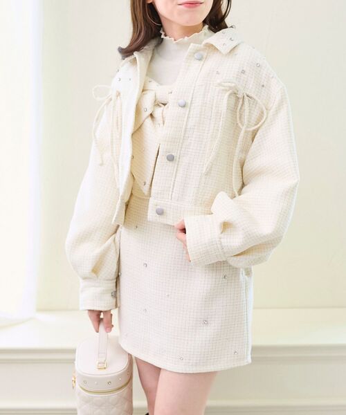 MAJESTIC LEGON（マジェスティックレゴン）の「ビジューリボンGジャン（ブルゾン・レディース・ブラック/サックスブルー/ピンクベージュ/アイボリー・MEDIUM/SMALL）」の12枚目の写真