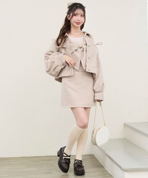 MAJESTIC LEGON（マジェスティックレゴン）の「ビジューリボンGジャン（ブルゾン・レディース・ブラック/サックスブルー/ピンクベージュ/アイボリー・MEDIUM/SMALL）」の15枚目の写真