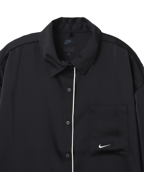 NIKE(ナイキ)の「NIKE AS W NSW OFFLN WVN STN LS TOP / ナイキ ウィメンズ NSW OFFLN ウーヴン STN L/S トップ 【SP】(シャツ/ブラウス・レディース・ブラック/グリーン・S/M/L)」の13枚目の写真