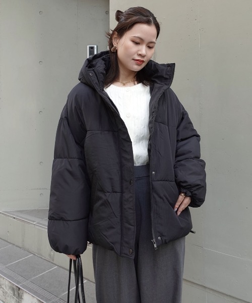 CORNERS（コーナーズ）の「裾ラウンドフェイクダウンブルゾン（ブルゾン・レディース・ライトベージュ/ブラック/アイボリー・M）」の7枚目の写真