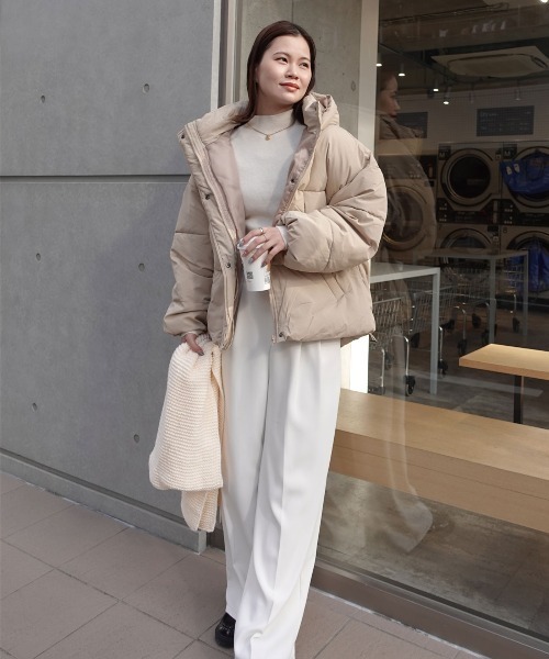 CORNERS（コーナーズ）の「裾ラウンドフェイクダウンブルゾン（ブルゾン・レディース・ライトベージュ/ブラック/アイボリー・M）」の18枚目の写真