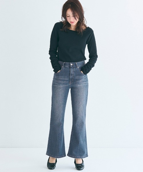 coca(coca)(コカ)の「ムーヴデニムフレアパンツ(デニムパンツ・レディース・ライトブルー/ブルー・L/M/S)」の2枚目の写真