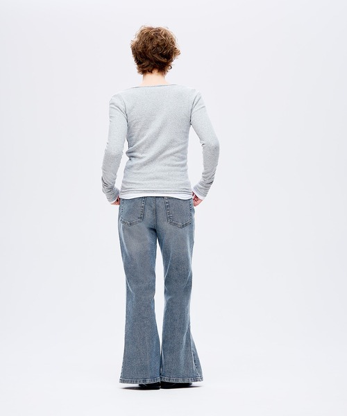 coca(coca)(コカ)の「ムーヴデニムフレアパンツ(デニムパンツ・レディース・ライトブルー/ブルー・L/M/S)」の7枚目の写真