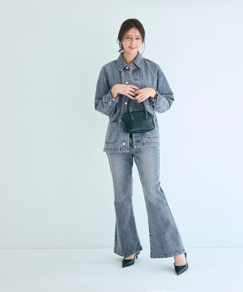 coca(coca)(コカ)の「ムーヴデニムフレアパンツ(デニムパンツ・レディース・ライトブルー/ブルー・L/M/S)」の10枚目の写真