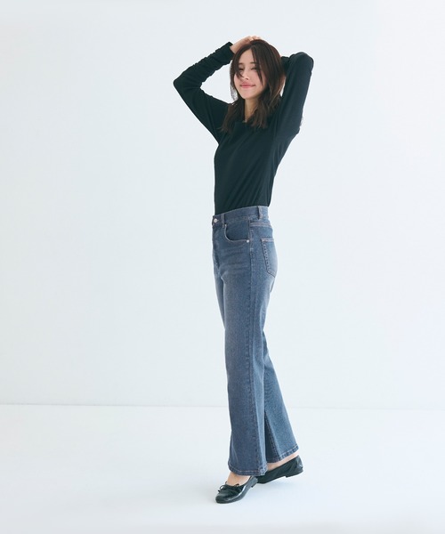 coca(coca)(コカ)の「ムーヴデニムフレアパンツ(デニムパンツ・レディース・ライトブルー/ブルー・L/M/S)」の12枚目の写真