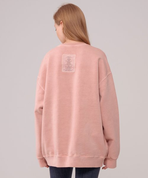 ICONOGRAPHY(アイコノグラフィー)の「PIGMENT HEAVY COTTON LABEL ART INDIGOP(スウェット・レディース・ライトピンク・LARGE/MEDIUM/X-LARGE)」の2枚目の写真