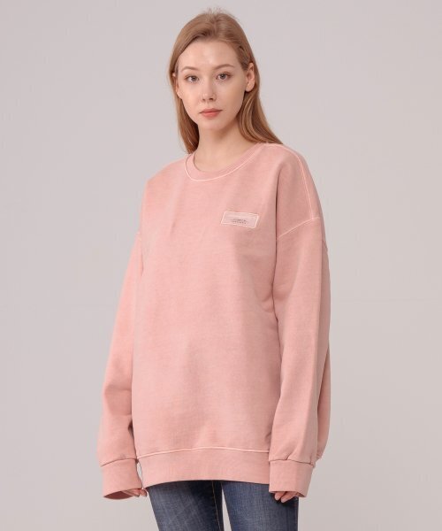 ICONOGRAPHY(アイコノグラフィー)の「PIGMENT HEAVY COTTON LABEL ART INDIGOP(スウェット・レディース・ライトピンク・LARGE/MEDIUM/X-LARGE)」の3枚目の写真