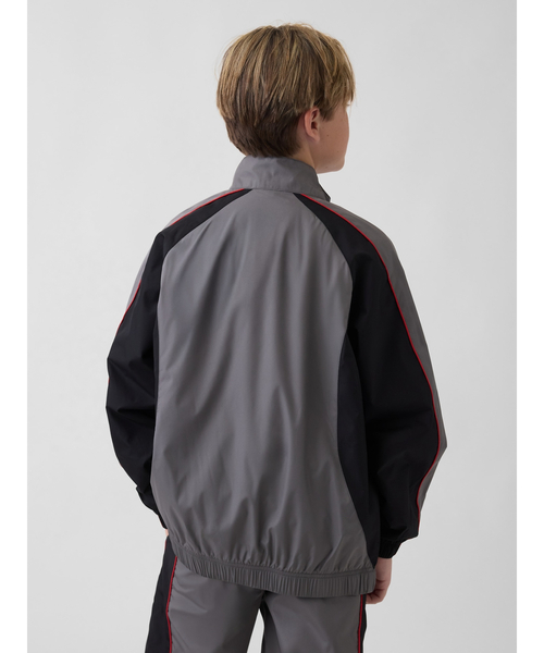 GAP(ギャップ)の「リラックスフィット カラーブロック ウィンドブレーカー (キッズ)(ナイロンジャケット・キッズ・ブルー/グレー・120cm/160cm/150cm/140cm/130cm/110cm)」の7枚目の写真
