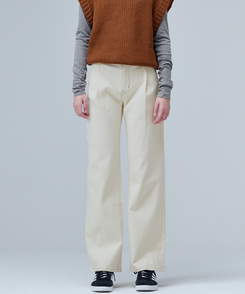MALOUPE(マロップ)の「9128 起毛 ワンタック ワイド デニムパンツ (クリーム)(デニムパンツ・レディース・クリーム・FREE)」の2枚目の写真