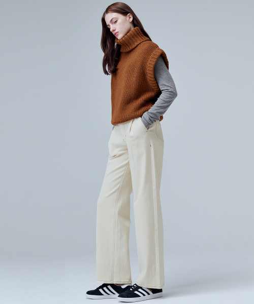 MALOUPE(マロップ)の「9128 起毛 ワンタック ワイド デニムパンツ (クリーム)(デニムパンツ・レディース・クリーム・FREE)」の5枚目の写真