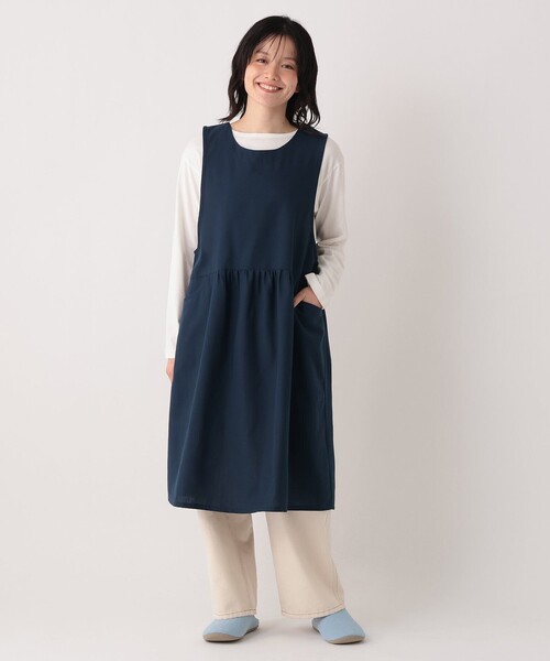 Afternoon Tea(アフタヌーンティー)の「ヘリンボーンバックVネックエプロン(エプロン・レディース・ネイビー/チャコールグレー・ONE SIZE)」の2枚目の写真