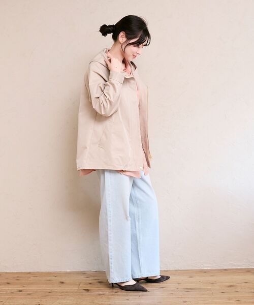 le.coeur blanc（ルクールブラン）の「ツイルストレッチフードブルゾン（ブルゾン・レディース・ネイビー/ベージュ/アイボリー・38）」の14枚目の写真