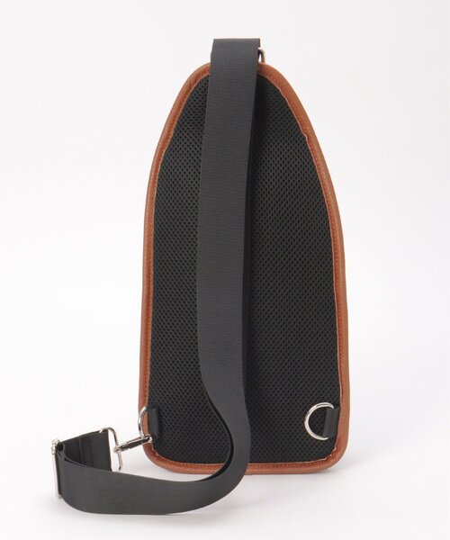 ikka（イッカ）の「配色切り替えボディバッグ（ボディバッグ/ウエストポーチ・メンズ・オリーブ/ブラック/ネイビー・FREE）」の17枚目の写真