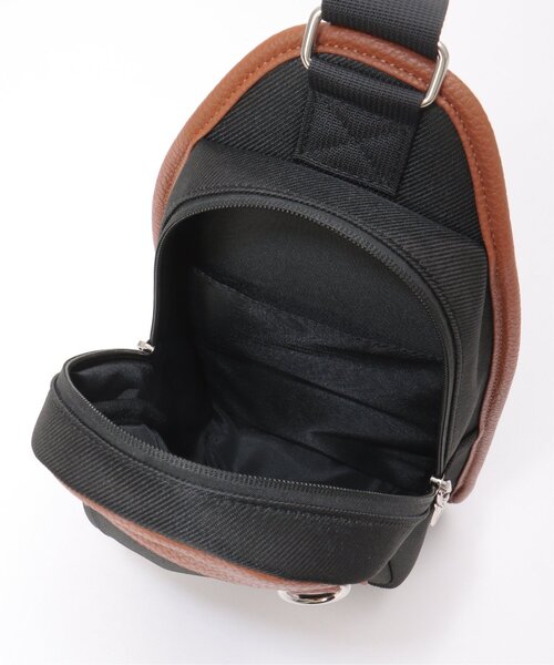 ikka（イッカ）の「配色切り替えボディバッグ（ボディバッグ/ウエストポーチ・メンズ・オリーブ/ブラック/ネイビー・FREE）」の18枚目の写真