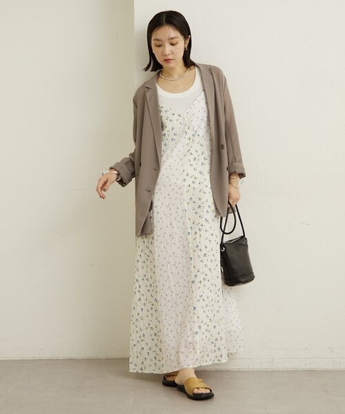 Omekashi（オメカシ）の「フラワーパネルキャミワンピース（ワンピース・レディース・ブラック/オフホワイト・38/36）」の15枚目の写真