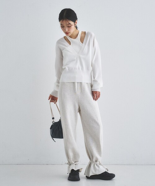 &MyuQ(アンドミューク)の「&MyuQ|HEBE petit(ショルダーバッグ・レディース・ブルー/ブラック・00)」の5枚目の写真