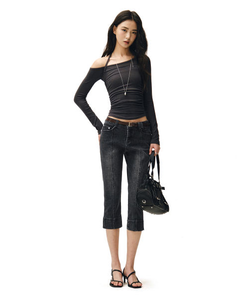 DECET WOMEN(デケット ウーマン)の「Seamed Low Rise Capri Jeans DCWPT024BLACK(その他パンツ・レディース・その他・X-SMALL/SMALL/MEDIUM/LARGE)」の1枚目の写真