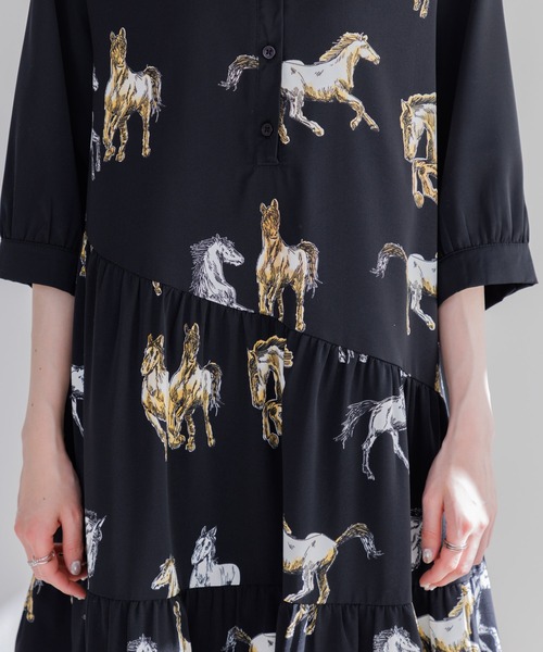 Paradise Picnic（パラダイスピクニック）の「ホース柄アシメ切替ワンピース（ワンピース・レディース・アイボリー/ブラック・FREE）」の6枚目の写真
