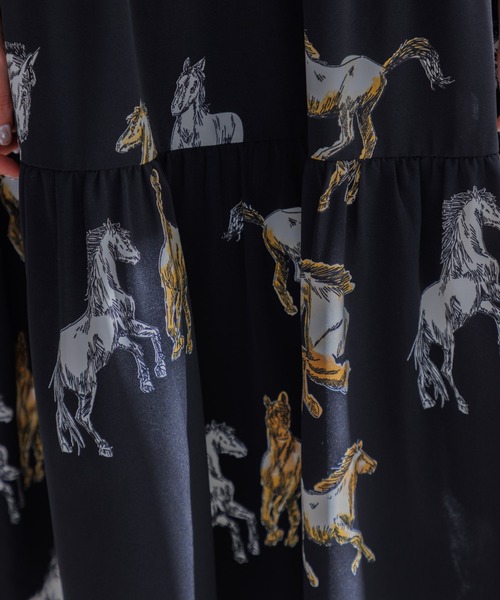 Paradise Picnic（パラダイスピクニック）の「ホース柄アシメ切替ワンピース（ワンピース・レディース・アイボリー/ブラック・FREE）」の3枚目の写真