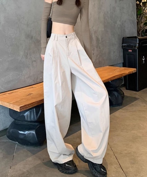 SallyLunn(サリーラン)の「ハイウエストタックワイドカーゴパンツ(カーゴパンツ・レディース・アイボリー/カーキ/ブラウン・LARGE/MEDIUM)」の12枚目の写真