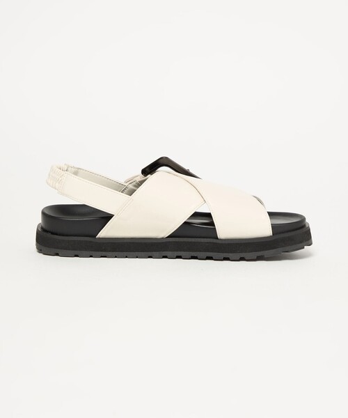 BEAUTY&YOUTH UNITED ARROWS(ビューティーアンドユースユナイテッドアローズ)の「ビッグバックル クロスストラップ サンダル(サンダル・レディース・ブラック/オフホワイト・38/37/36)」の14枚目の写真