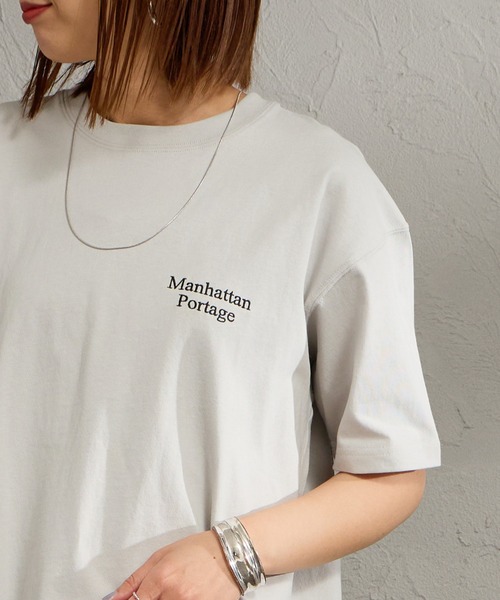 Manhattan Portage（マンハッタンポーテージ）の「[MANHATTAN PORTAGE/マンハッタンポーテージ] 別注 バックフォトプリントTシャツ（Tシャツ/カットソー・レディース・ブラック/ピンク/ライトグレー・XL/L/M/S）」の20枚目の写真