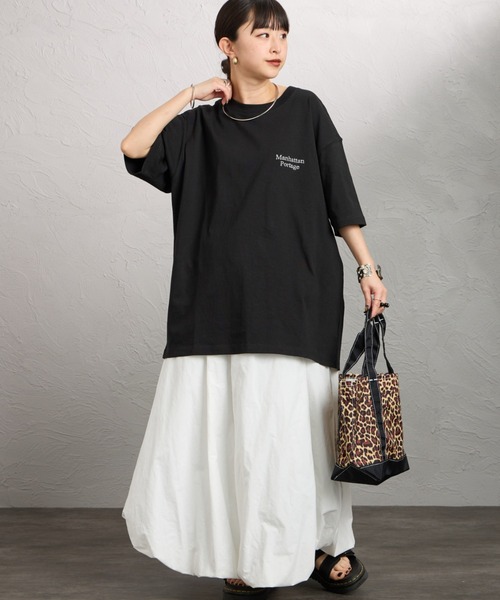 Manhattan Portage（マンハッタンポーテージ）の「[MANHATTAN PORTAGE/マンハッタンポーテージ] 別注 バックフォトプリントTシャツ（Tシャツ/カットソー・レディース・ブラック/ピンク/ライトグレー・XL/L/M/S）」の13枚目の写真