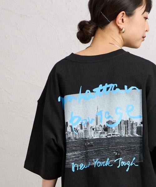 Manhattan Portage（マンハッタンポーテージ）の「[MANHATTAN PORTAGE/マンハッタンポーテージ] 別注 バックフォトプリントTシャツ（Tシャツ/カットソー・レディース・ブラック/ピンク/ライトグレー・XL/L/M/S）」の18枚目の写真