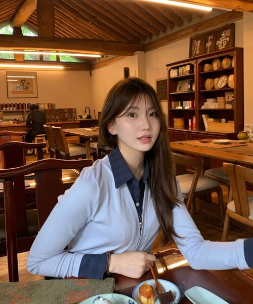 MAYVERU（メイバーユー）の「Sean SHIRT collar cardigan _ Skyblue（カーディガン/ボレロ・レディース・その他・FREE）」の4枚目の写真