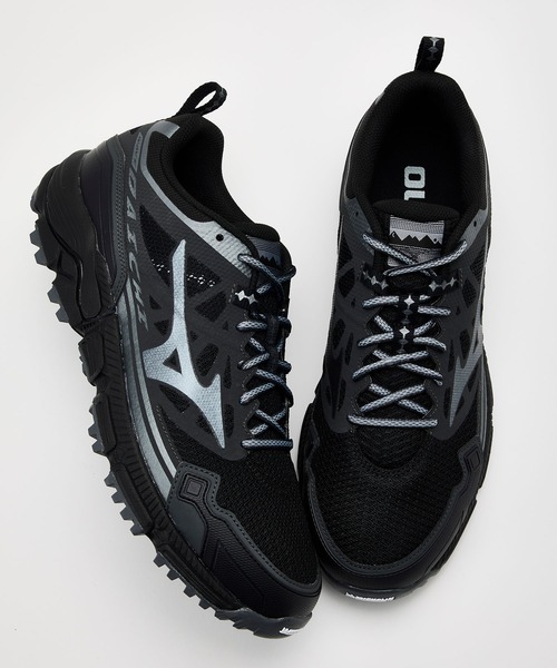 MIZUNO(ミズノ )の「MIZUNO ミズノ WAVE DAICHI LS ウェーブ ダイチ エルエス D1GA260101(スニーカー・メンズ・ブラック×シルバー・27.0cm/27.5cm/26.5cm/28.0cm/26.0cm)」の1枚目の写真