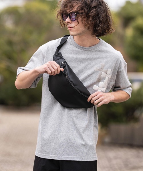 CAMBIO(カンビオ)の「mko13504-Urban Stream Body Bag ボディバッグ(AI-261-016)(ボディバッグ/ウエストポーチ・メンズ・ブラック・FREE)」の4枚目の写真