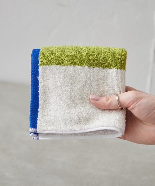 BIRTHDAY BAR（バースデイバー）の「パターンタオルハンカチ　格子/ランダム（ハンカチ/ハンドタオル・レディース・オレンジ/パープル・0）」の6枚目の写真