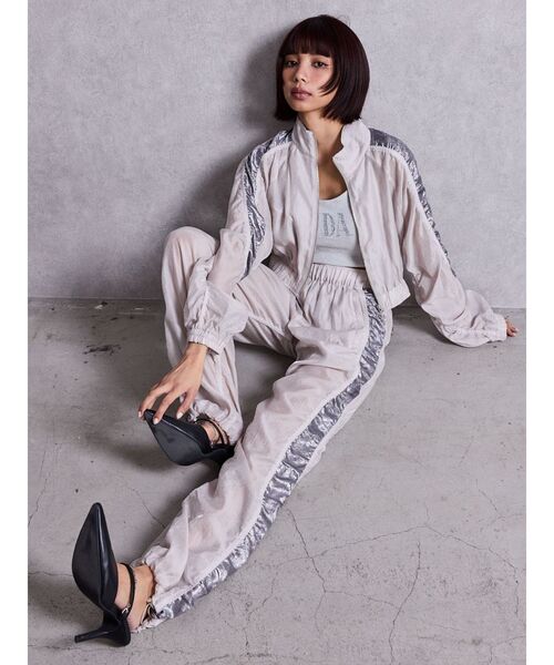 GYDA（ジェイダ）の「sacred edge cross shinyギャザーパンツ（その他パンツ・レディース・アイボリー/パープル/ブラック・FREE）」の6枚目の写真