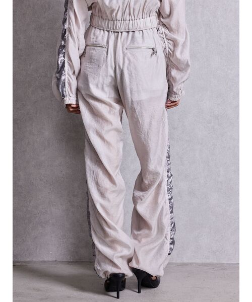 GYDA（ジェイダ）の「sacred edge cross shinyギャザーパンツ（その他パンツ・レディース・アイボリー/パープル/ブラック・FREE）」の11枚目の写真