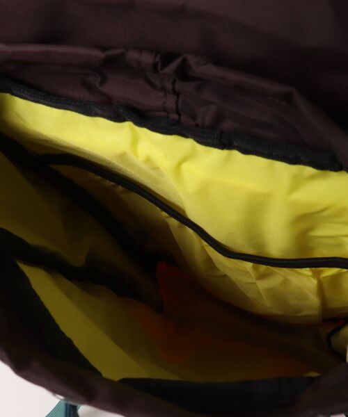 TOPO DESIGNS（トポデザインズ）の「【TOPO DESIGNS】ROVER PACK MINI（バックパック/リュック・レディース・ブラック/ブラウン系/ブラック系1/アイボリー・ONE SIZE）」の7枚目の写真