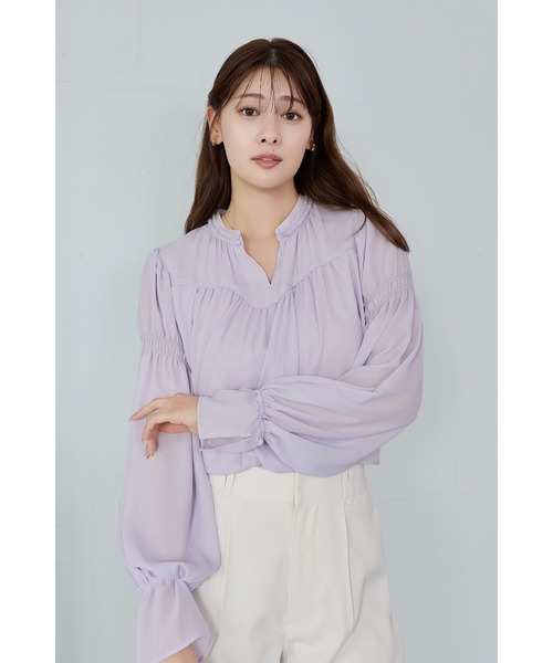Her lip to（ハーリップトゥー）の「Chiffon Gathered Blouse（シャツ/ブラウス・レディース・ブラック/ベージュ系/ラベンダー・S/M）」の3枚目の写真
