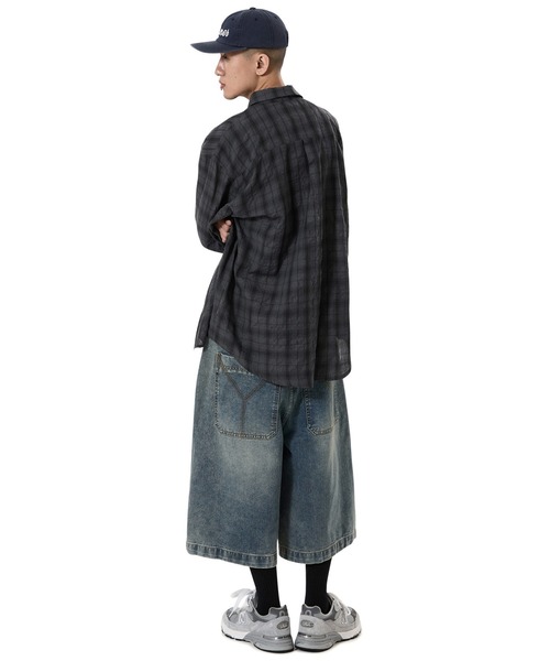 OY(オーワイ)の「『OY/オーワイ』WIDE VOLUME SHORTS /ワイドボリュームショートパンツ(デニムパンツ・メンズ・ライトブルー/インディゴブルー/ブルー・S/L/M)」の16枚目の写真