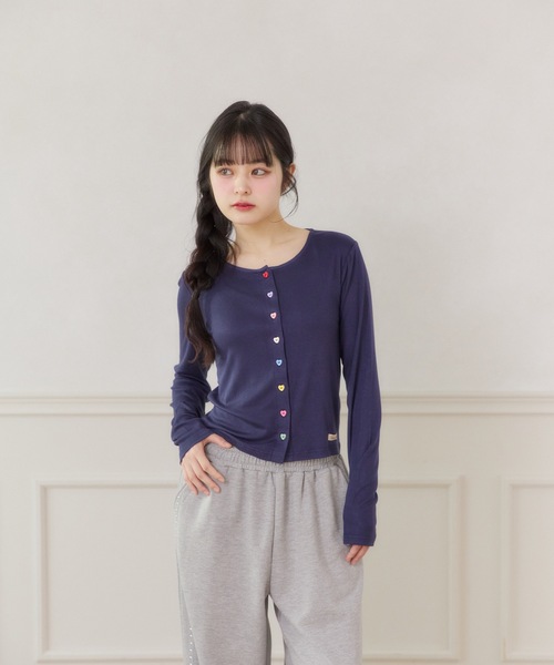 FCMM（エフシーエムエム）の「【日本限定】COLOR BUTTON CARDIGAN / カラーボタンカーディガン（カーディガン/ボレロ・レディース・ネイビー/イエロー/ライトピンク・SMALL/MEDIUM）」の10枚目の写真