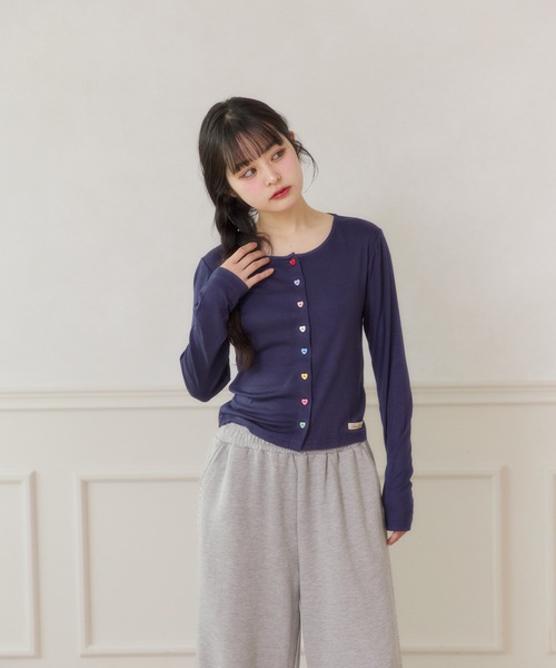 FCMM（エフシーエムエム）の「【日本限定】COLOR BUTTON CARDIGAN / カラーボタンカーディガン（カーディガン/ボレロ・レディース・ネイビー/イエロー/ライトピンク・SMALL/MEDIUM）」の9枚目の写真