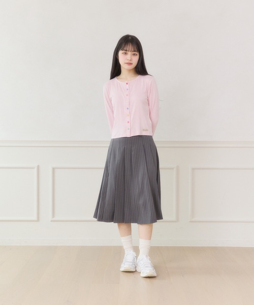 FCMM（エフシーエムエム）の「【日本限定】COLOR BUTTON CARDIGAN / カラーボタンカーディガン（カーディガン/ボレロ・レディース・ネイビー/イエロー/ライトピンク・SMALL/MEDIUM）」の13枚目の写真