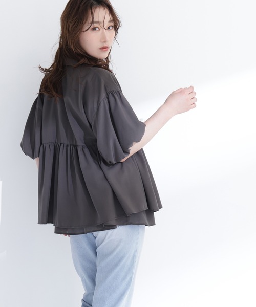NATURAL BEAUTY BASIC(ナチュラルビューティーベーシック)の「キャミレイヤードシャツ(シャツ/ブラウス・レディース・オレンジ系その他/チャコールグレー/ベージュ・フリ-)」の5枚目の写真