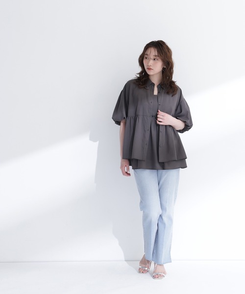 NATURAL BEAUTY BASIC(ナチュラルビューティーベーシック)の「キャミレイヤードシャツ(シャツ/ブラウス・レディース・オレンジ系その他/チャコールグレー/ベージュ・フリ-)」の10枚目の写真