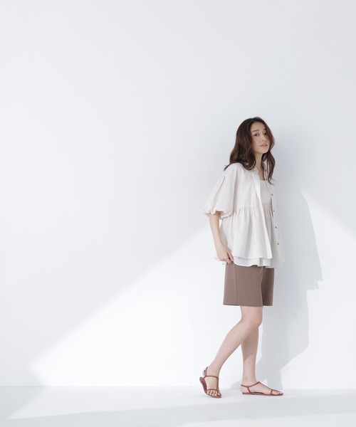 NATURAL BEAUTY BASIC(ナチュラルビューティーベーシック)の「キャミレイヤードシャツ(シャツ/ブラウス・レディース・オレンジ系その他/チャコールグレー/ベージュ・フリ-)」の14枚目の写真