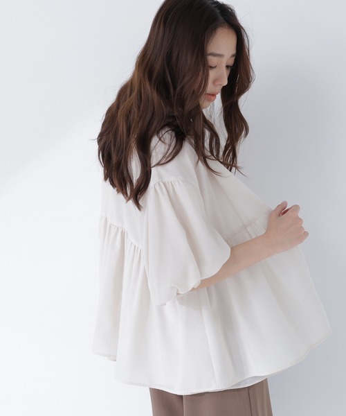 NATURAL BEAUTY BASIC(ナチュラルビューティーベーシック)の「キャミレイヤードシャツ(シャツ/ブラウス・レディース・オレンジ系その他/チャコールグレー/ベージュ・フリ-)」の15枚目の写真