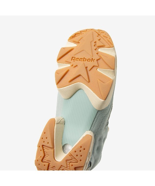Reebok(リーボック)の「インスタポンプ フューリー 94 / INSTAPUMP FURY 94(スニーカー・メンズ・ライトグリーン/ブルー/ブラック・26.0cm/25.5cm/25.0cm/24.0cm/24.5cm/23.5cm/23.0cm/31cm/30.0cm/29.0cm/28.5cm/28.0cm/27.5cm/27.0cm/26.5cm/22.0cm)」の22枚目の写真